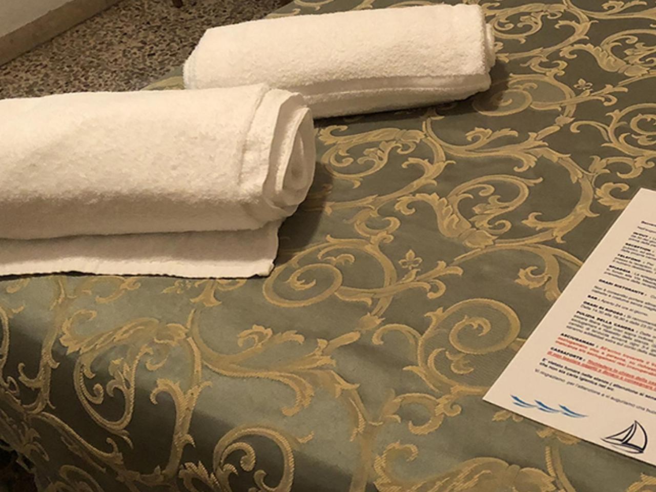 Hotel Canasta Riccione Eksteriør billede