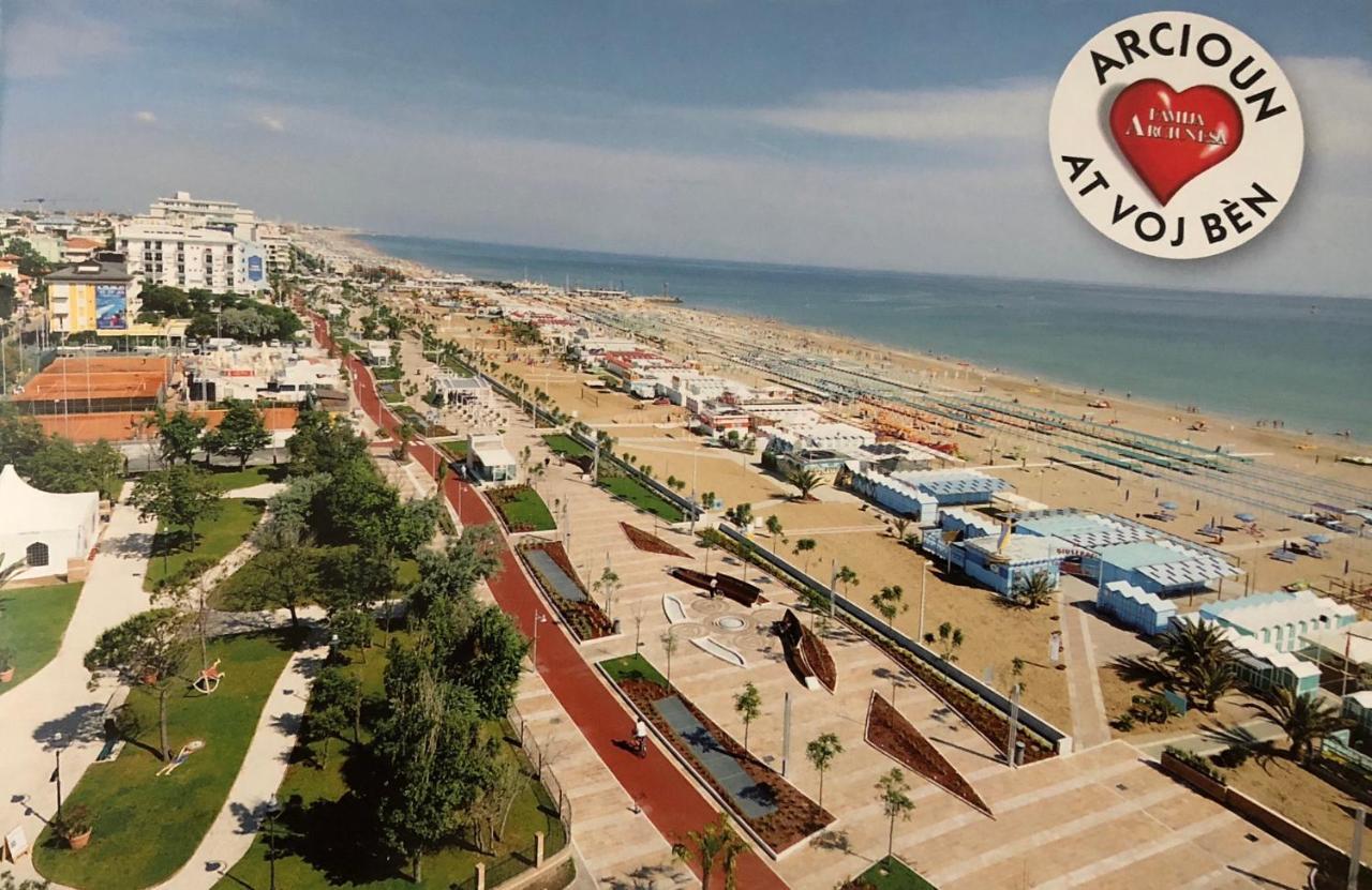 Hotel Canasta Riccione Eksteriør billede